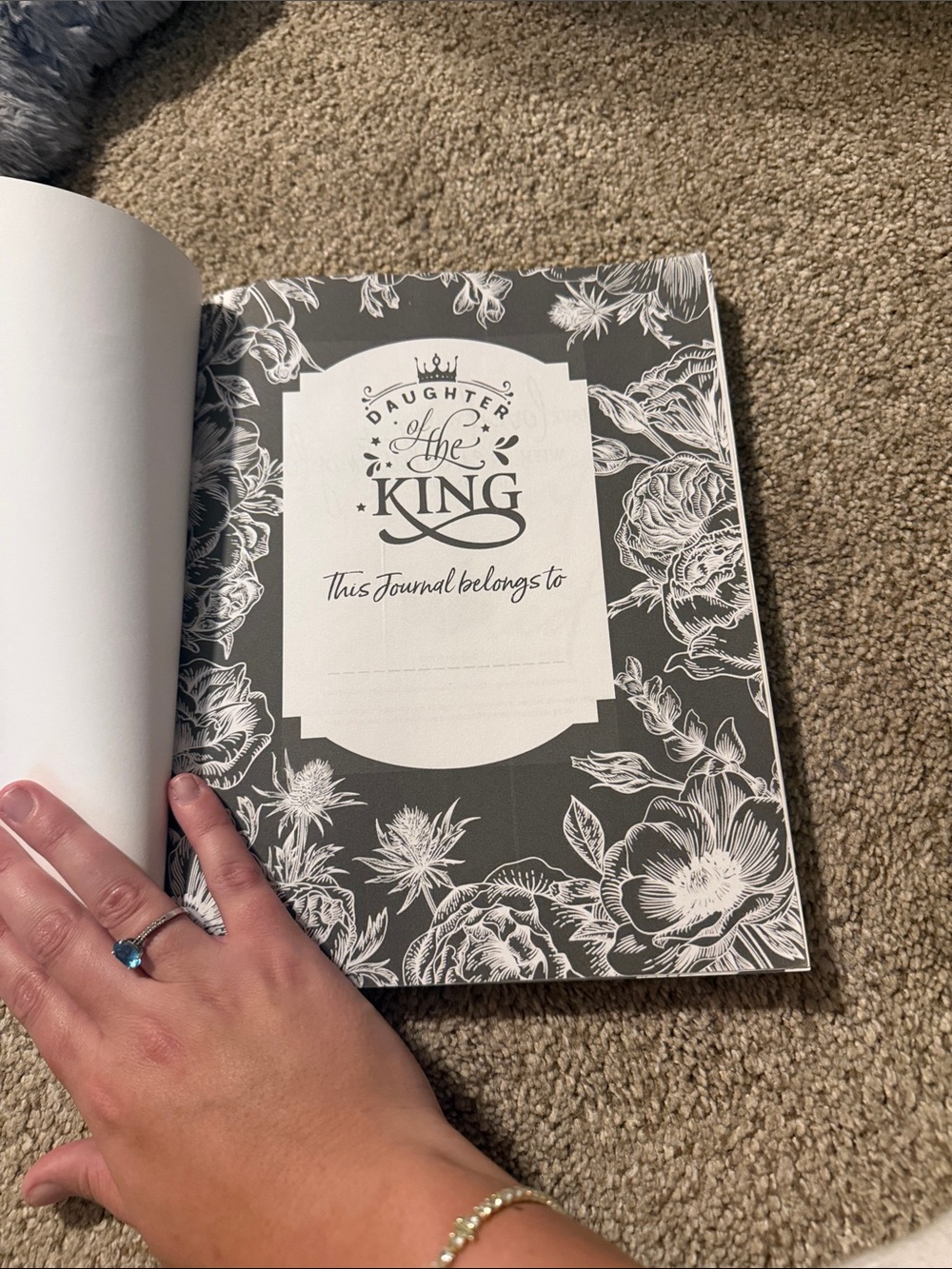 Prayer Journal For Women of God - Black with Floral Design - Picture 2 of 5